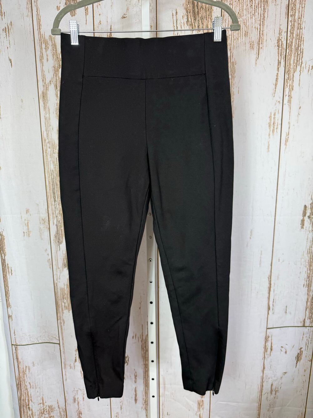 H&M, Pull on Ponte Pants, Zipper Detail. Size Large. Excellent condition!